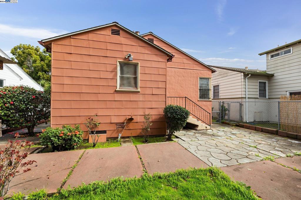 ARROYO PARK - Residential