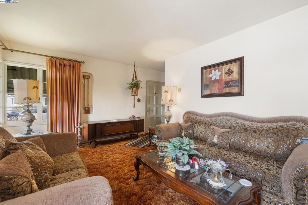 ARROYO PARK - Residential