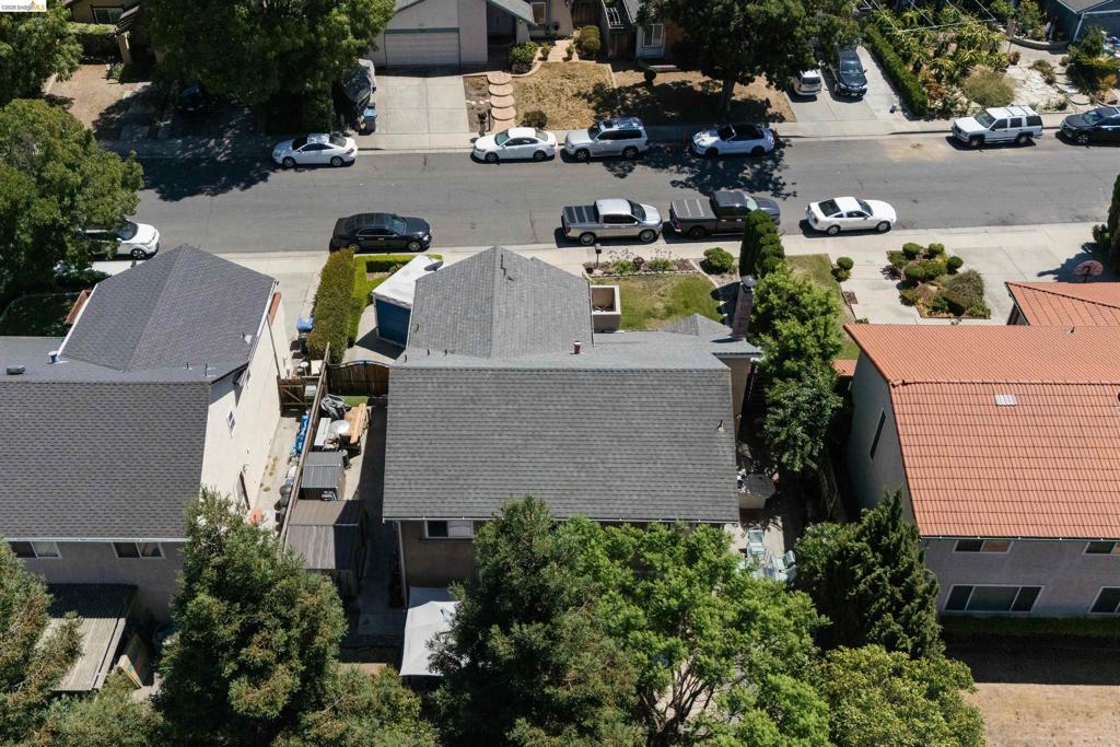 147 Sweetberry Ct.