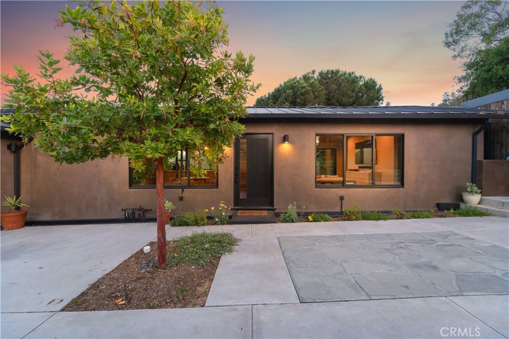19778 Grand View Drive