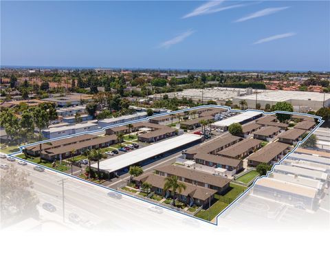 19131 Delaware Street Huntington Beach CA 92648