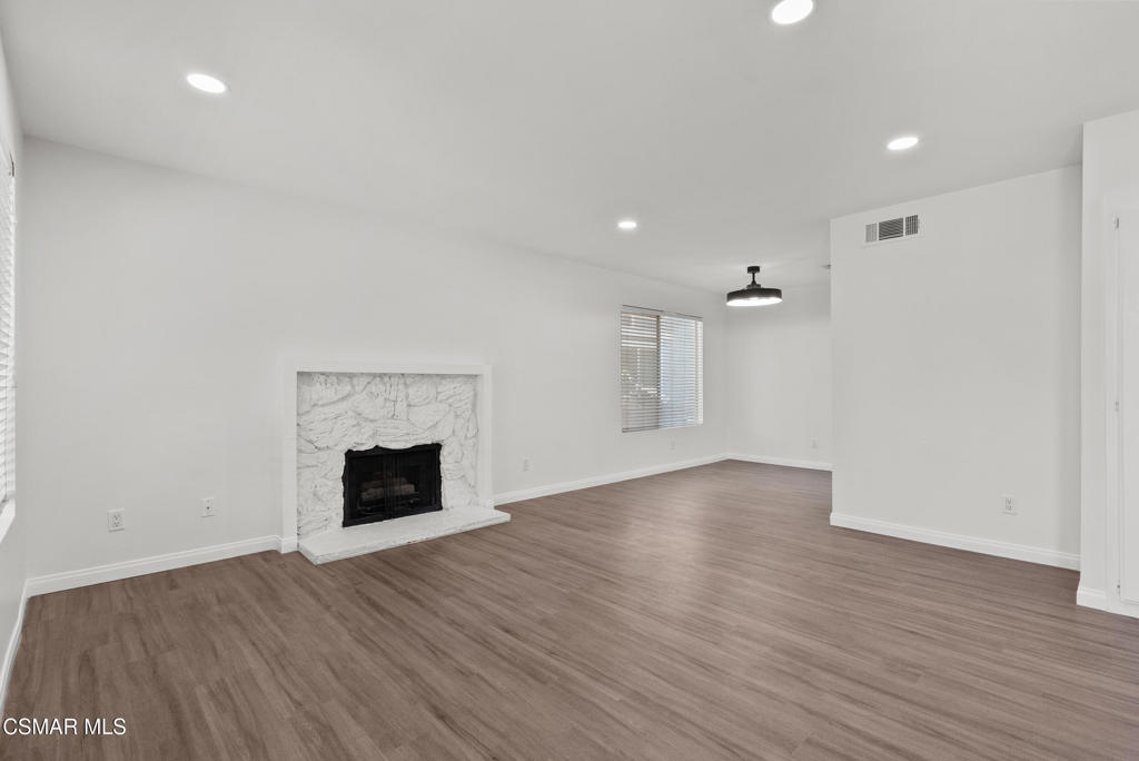 540 Spring Road 93
