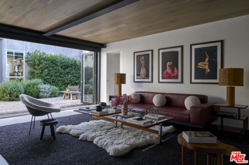 741 Brooks Avenue, Venice CA 90291