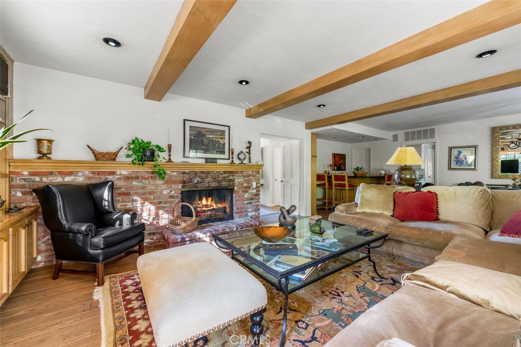 5250 Scott Robertson Road