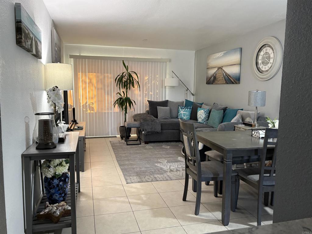 4041 Oakcrest Dr 108