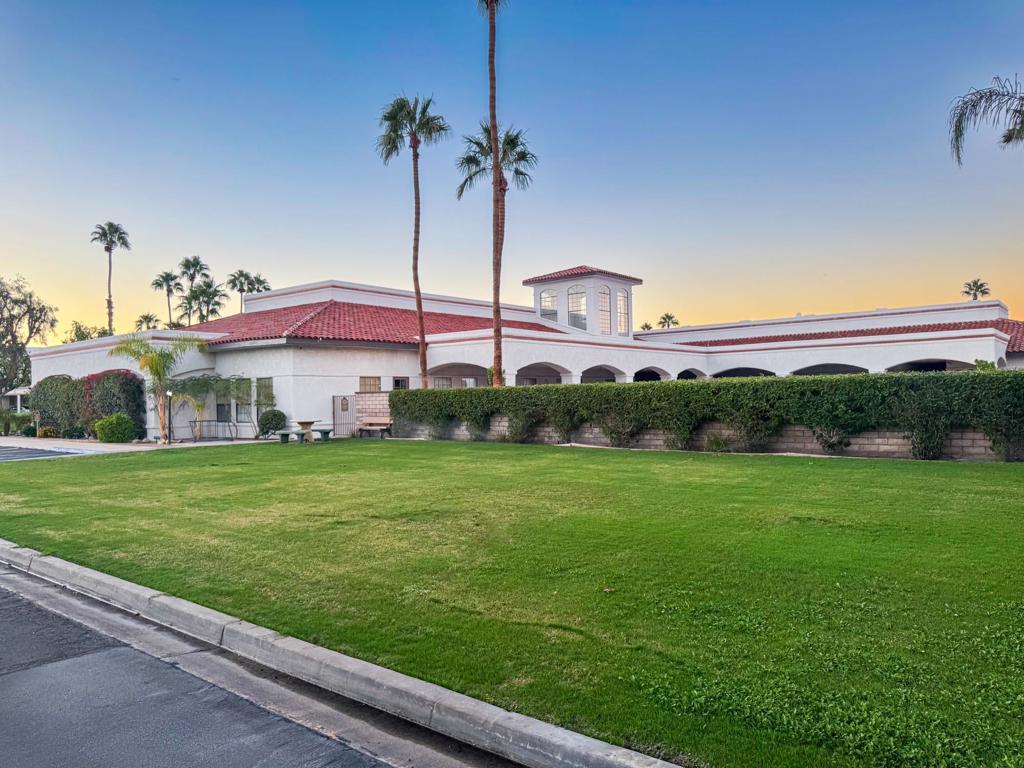 Desert Shadows Rv Re - Manufactured In Park