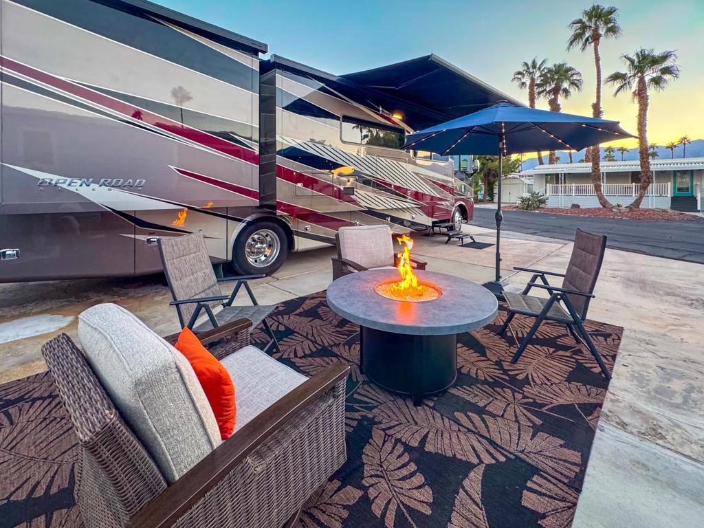 Desert Shadows Rv Re - Manufactured In Park