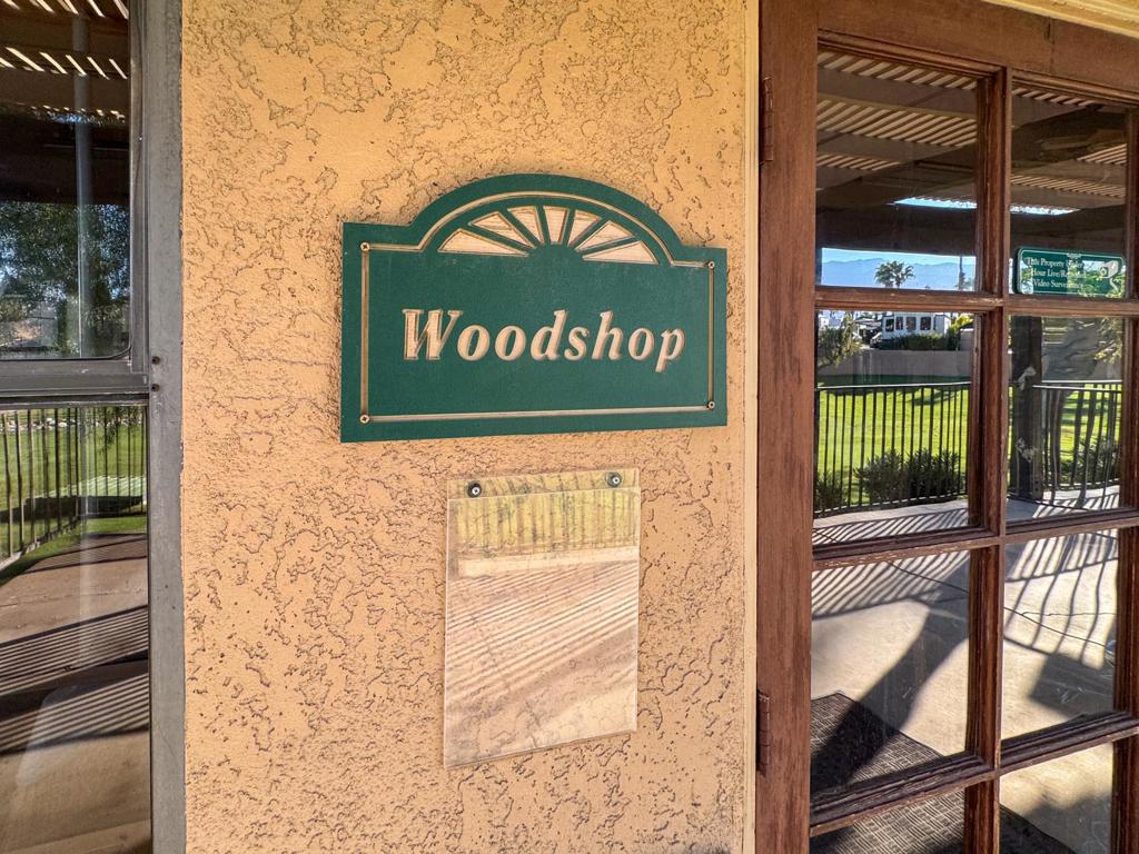 Desert Shadows Rv Re - Manufactured In Park