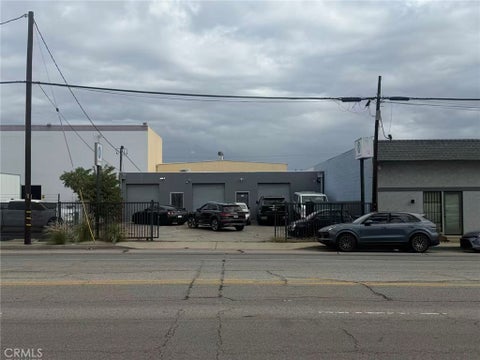 Photo of Azusa, CA 91702 (MLS # PW26223256)