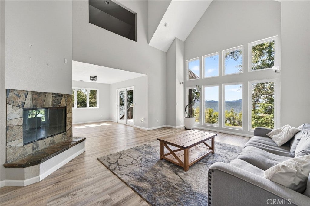 7248 E Highway 20