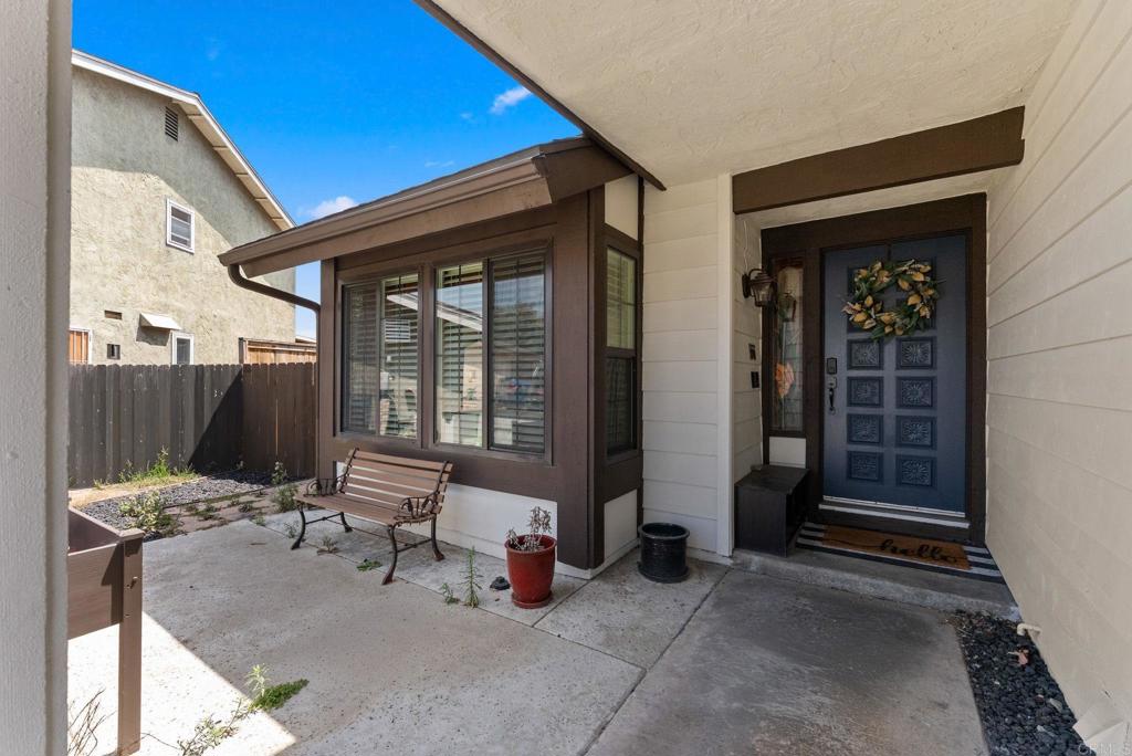 682 Calma Place