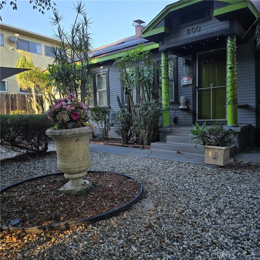 800 Hobart Boulevard