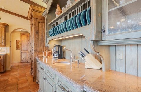 Tiny photo for 8730 Bluff Court, Bradley, CA 93426 (MLS # NS26070345)