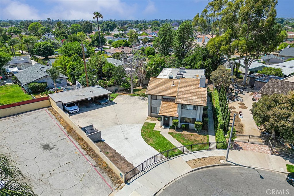 1553 Dennis Place