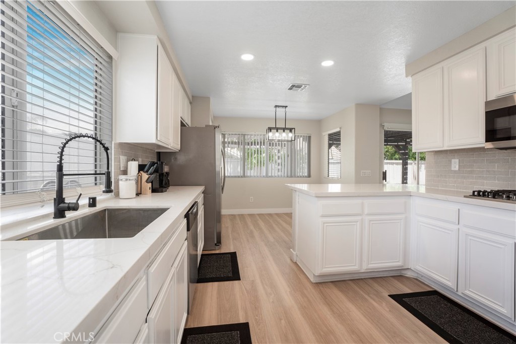 1336 Camino Rosaleen