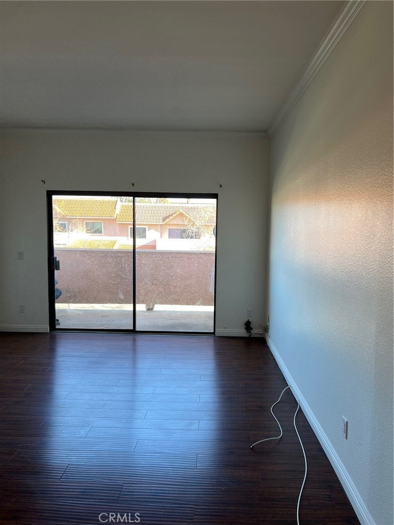 10943 Laurel Canyon C-20