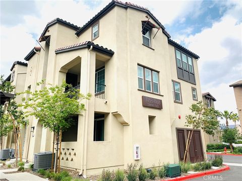 Photo of 7468 Starfire Place, Rancho Cucamonga, CA 91739 (MLS # AR26020622)