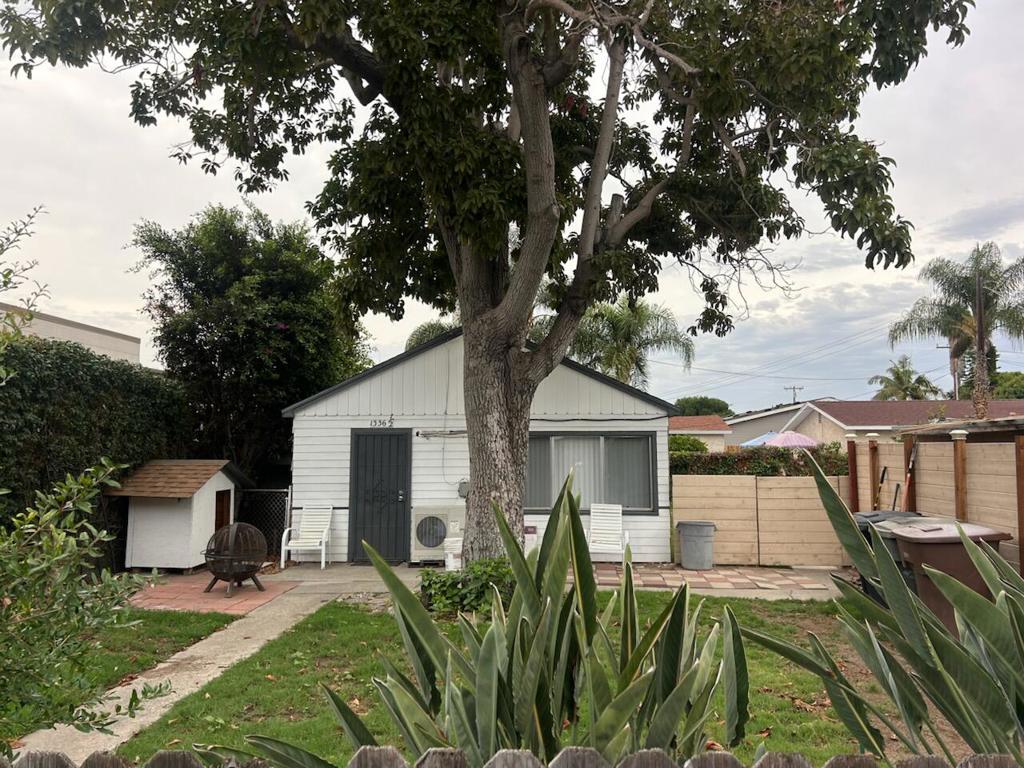 1336 -1336 1/2 Knott Avenue, Anaheim CA 92804