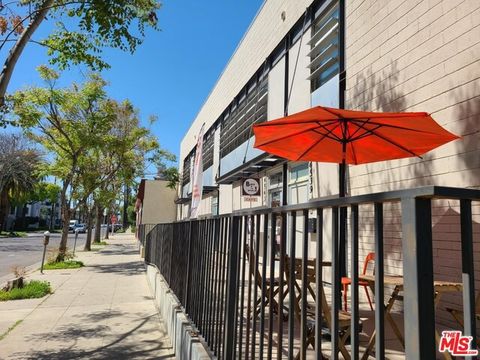 14545 -14539 Erwin Street Van Nuys CA 91411