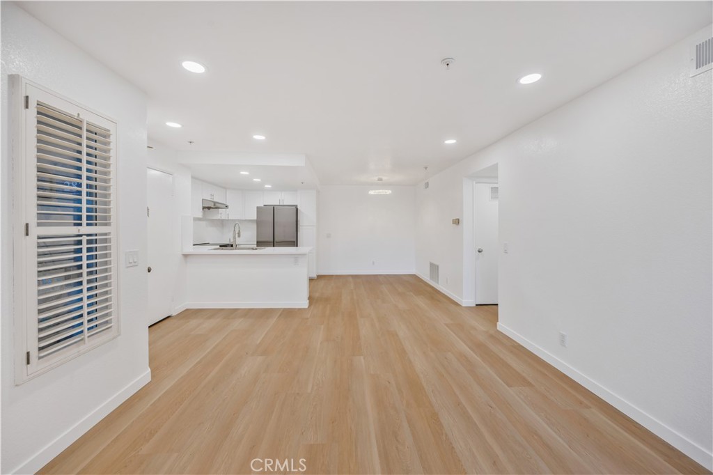 Mandevilla (MAND) - Residential Lease