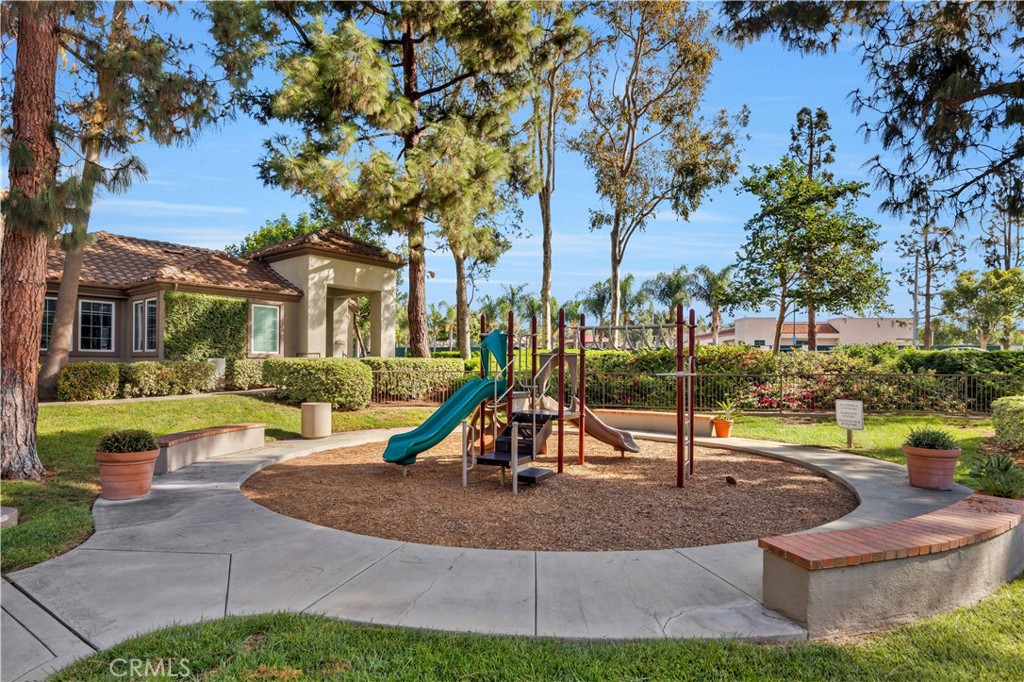 Mandevilla (MAND) - Residential Lease