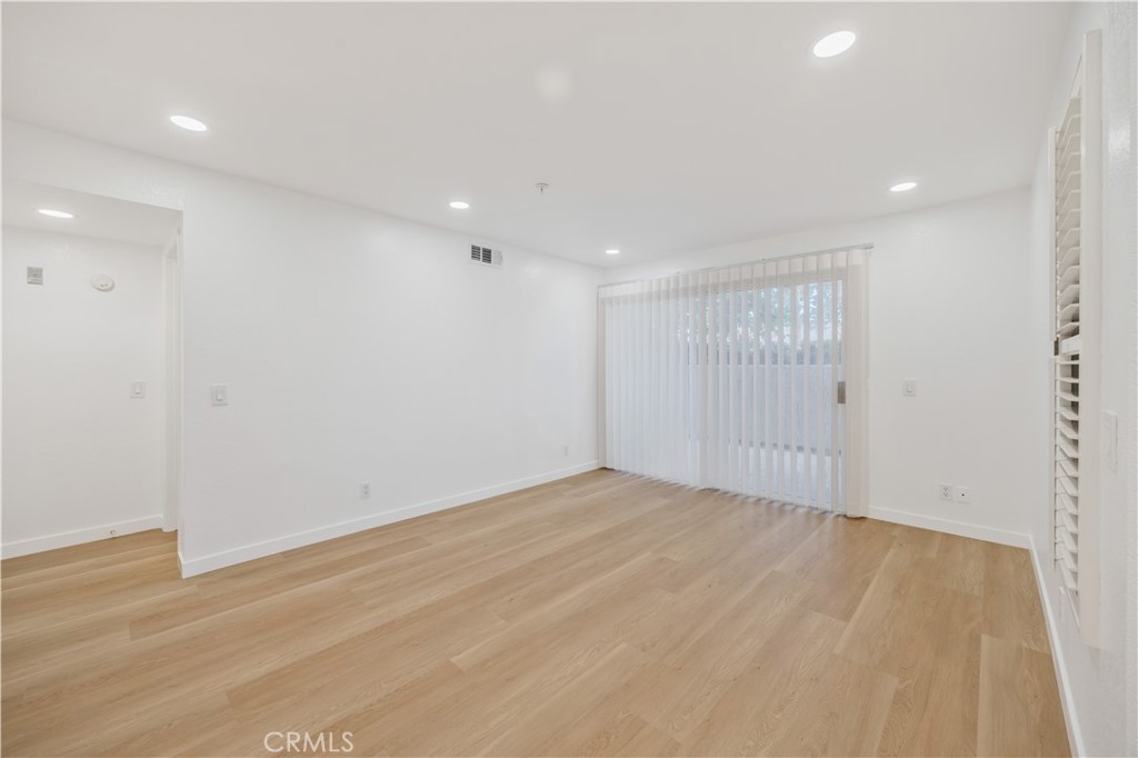 Mandevilla (MAND) - Residential Lease