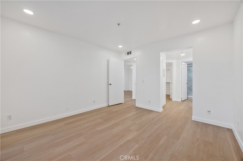 Mandevilla (MAND) - Residential Lease