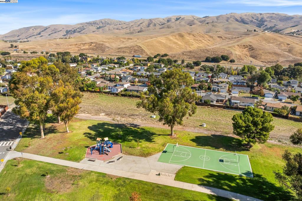 WARM SPRINGS - Residential