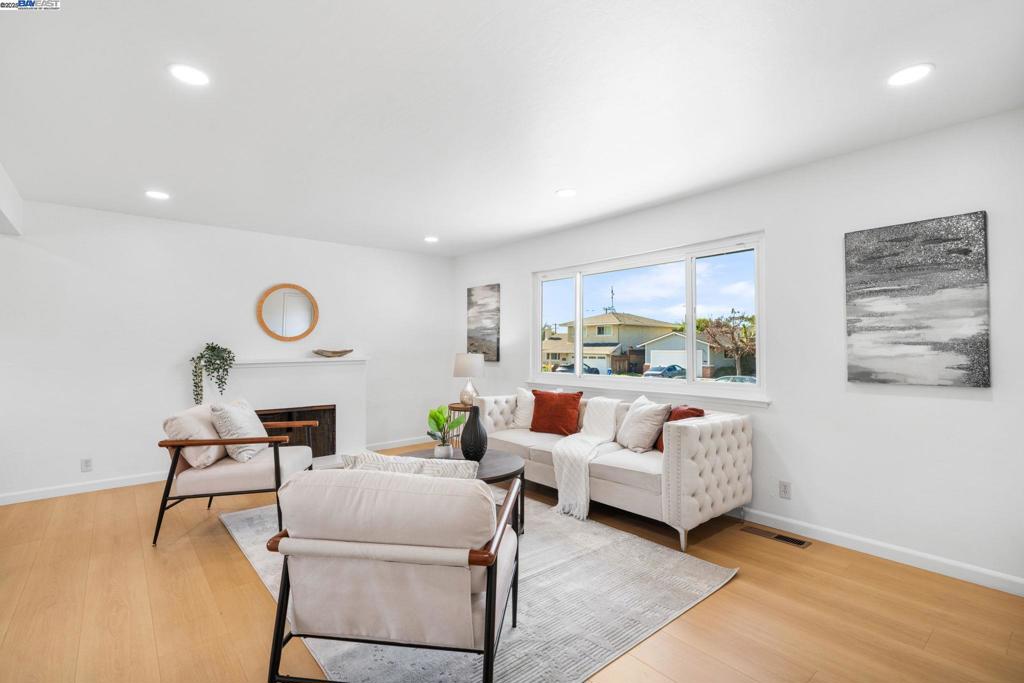 WARM SPRINGS - Residential