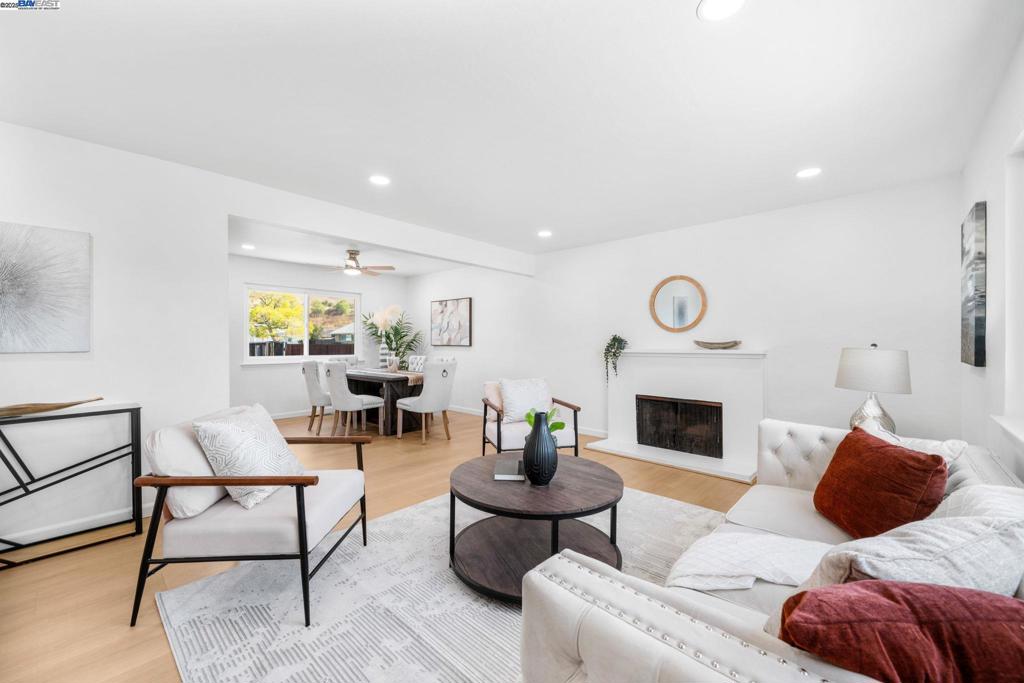 WARM SPRINGS - Residential