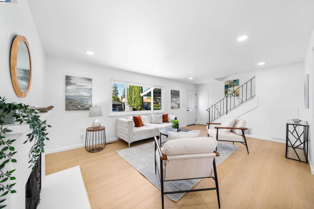 WARM SPRINGS - Residential