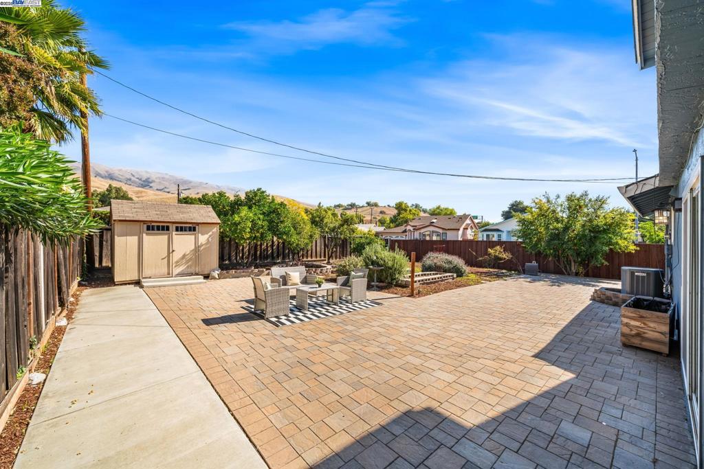WARM SPRINGS - Residential