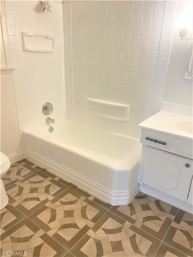 / - Residential Lease