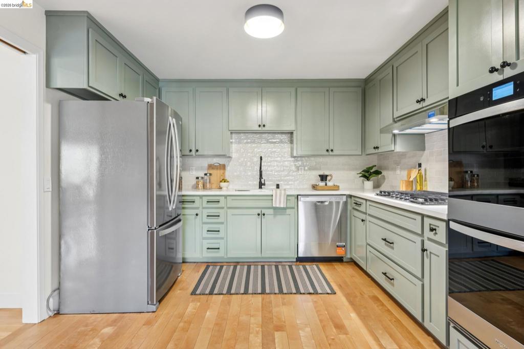Properties 3 60 Malta Dr