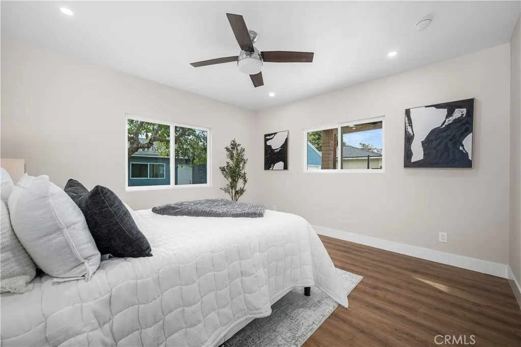 Lakewood, California 90713, United States, 4 Bedrooms Bedrooms, ,3 BathroomsBathrooms,Residential,Active,244620