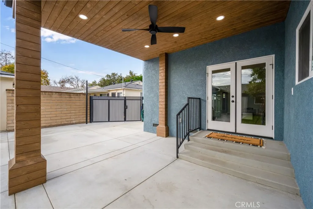 Lakewood, California 90713, United States, 4 Bedrooms Bedrooms, ,3 BathroomsBathrooms,Residential,Active,244620