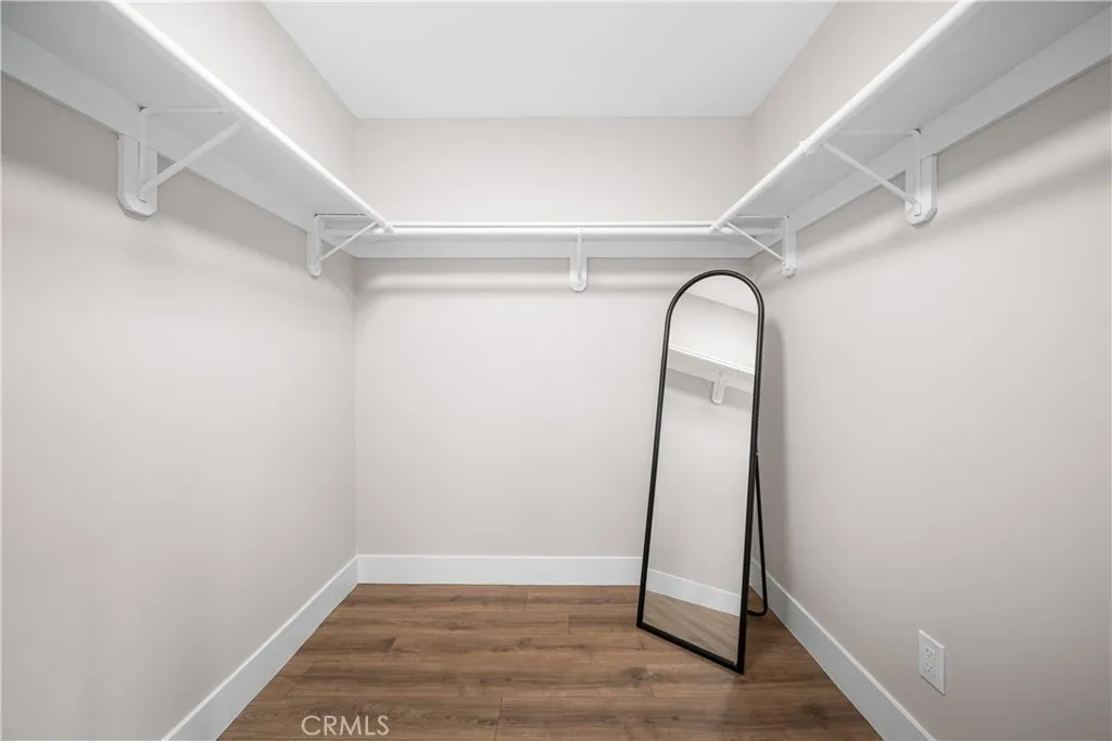 Lakewood, California 90713, United States, 4 Bedrooms Bedrooms, ,3 BathroomsBathrooms,Residential,Active,244620