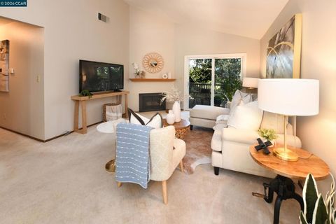 Photo of 5455 Kirkwood Dr Dr #B6, Concord, CA 94521 (MLS # 41133364)