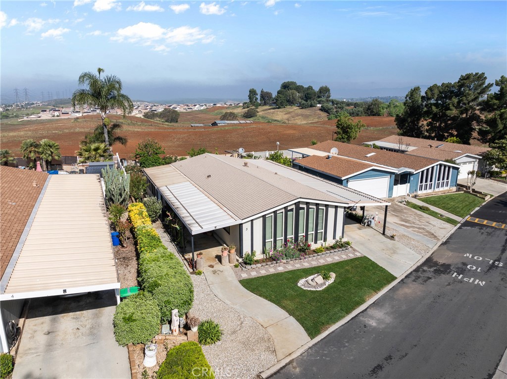 10961 Desert Lawn Drive 3