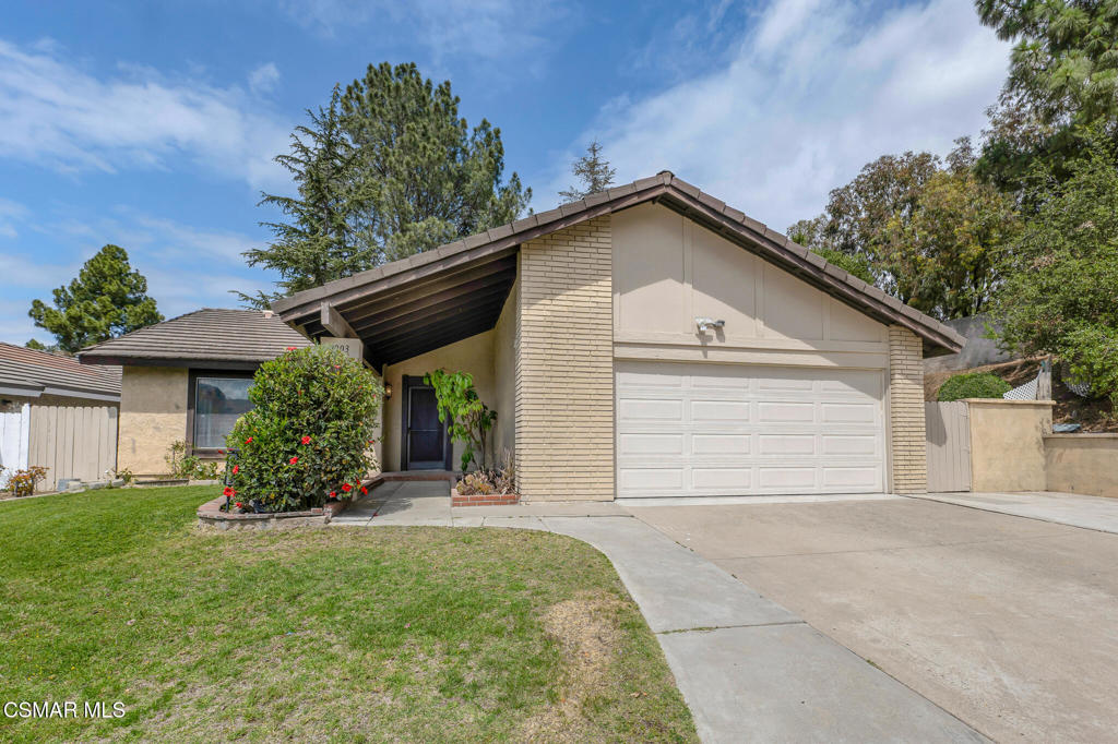 2903 Firwood Court