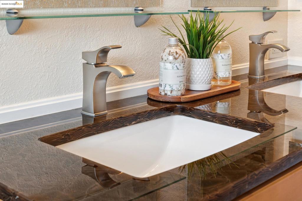 EL CERRITO VIEW - Residential