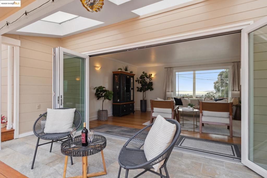 EL CERRITO VIEW - Residential