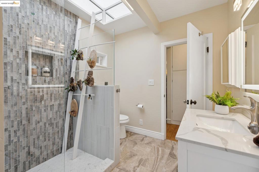 EL CERRITO VIEW - Residential