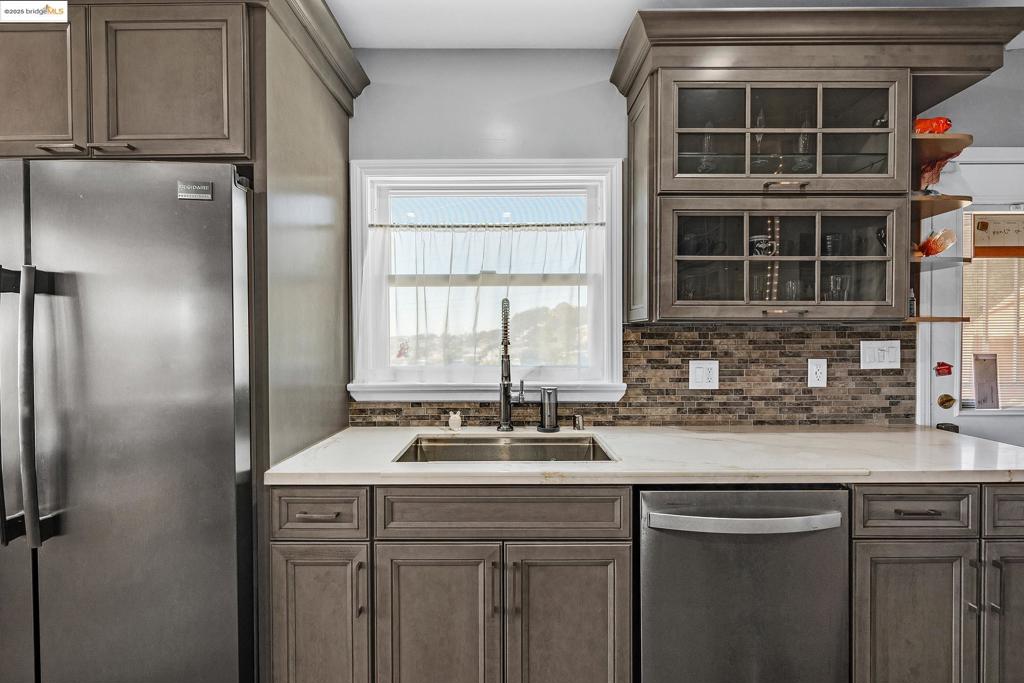 EL CERRITO VIEW - Residential