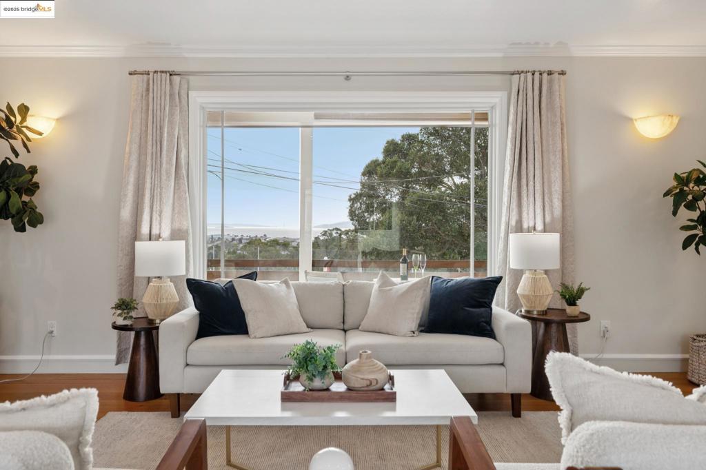 EL CERRITO VIEW - Residential