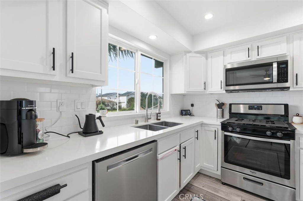 1910 Cabrillo Avenue