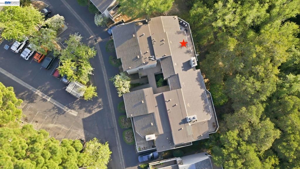 Photo of 2455 2455 Saint Helena Dr Dr #5, Hayward, CA 94542 (MLS # 41124784)