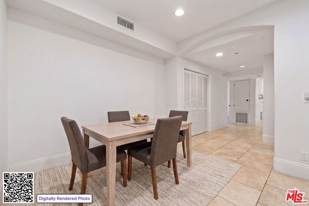 16123 W Sunset Boulevard 103