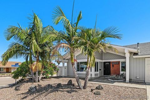 Photo of 9933 Oakstone Ct CT, Santee, CA 92071 (MLS # 260015321SD)