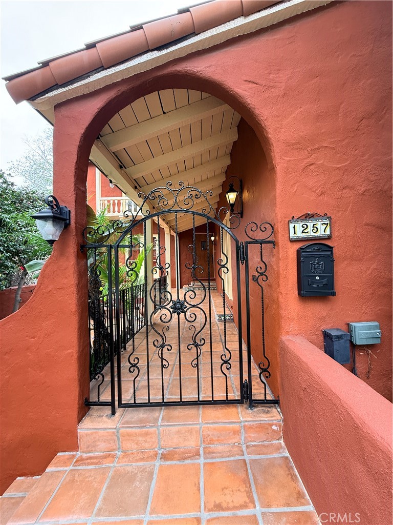 1257 Cordova Avenue